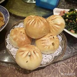 地皮菜包子