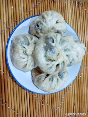 地皮菜包子