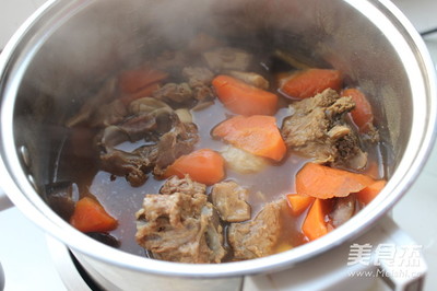 炖羊肉胡萝卜