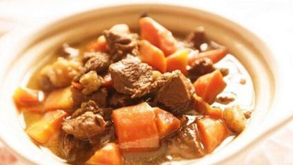 炖羊肉胡萝卜
