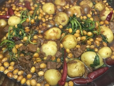 牛肉小土豆咸菜的做法