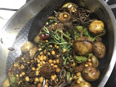 牛肉小土豆咸菜的做法