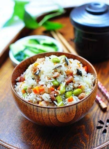 用什么蒸饭好吃