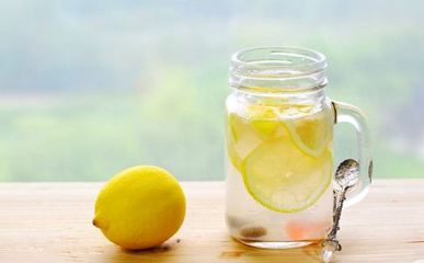 柠檬红糖水的做法