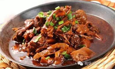 老鹅煲的做法