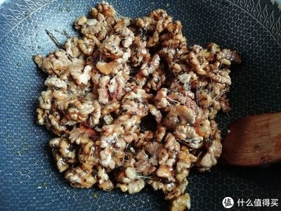 拔丝核桃仁的做法视频