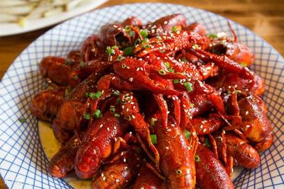 潜江油焖大虾做法