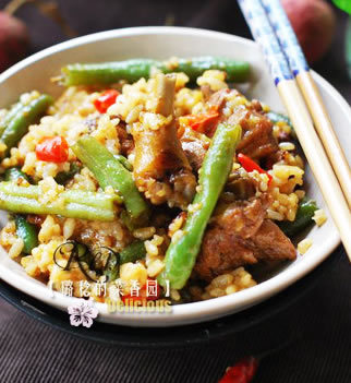 豆角焖米饭