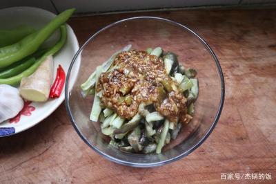 凉拌豆角茄子的做法