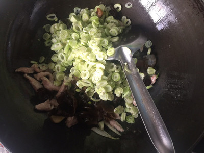芸豆肉丝打卤面的做法