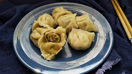 扇贝韭菜饺子的做法