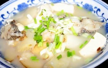 鳕鱼炖豆腐的家常做法