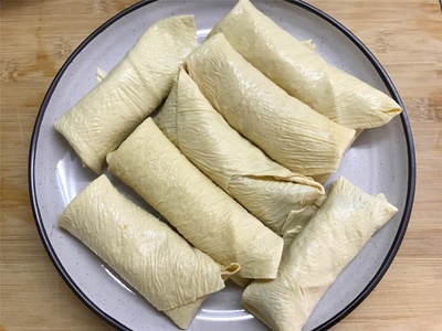 豆腐皮卷什么菜好吃