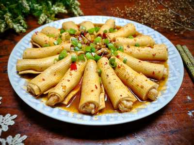 豆腐皮卷什么菜好吃