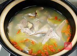 天麻乳鸽汤的做法