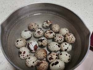鹌鹑蛋茶叶蛋的做法