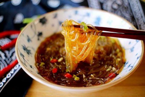 酸辣红薯粉的家常做法
