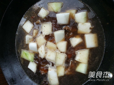 冬瓜炖肉片的做法
