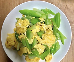 芹菜鸡蛋怎么炒好吃