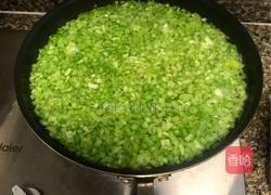 芹菜饺子芹菜用焯水吗
