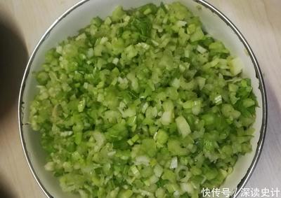 芹菜饺子芹菜用焯水吗