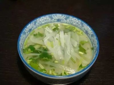 白萝卜怎么做汤好吃
