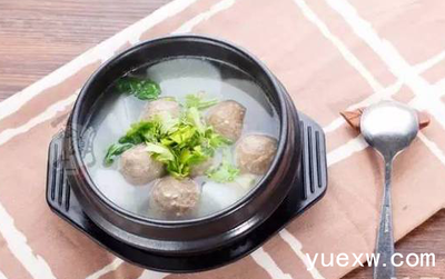 白萝卜怎么做汤好吃