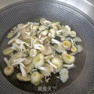 榆黄蘑做法