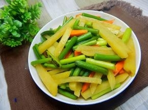 蒜苔土豆条怎么做好吃