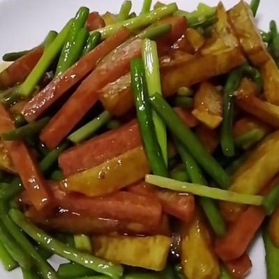 蒜苔土豆条怎么做好吃