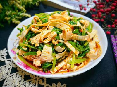芹菜炒豆腐皮的做法