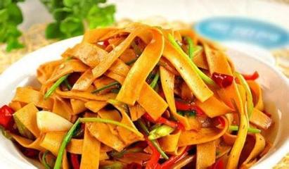 芹菜炒豆腐皮的做法