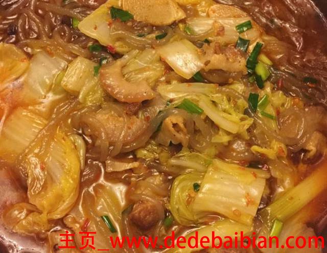 东北酸菜炖猪肉的做法