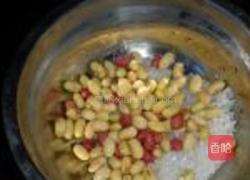 核桃花生豆浆的做法