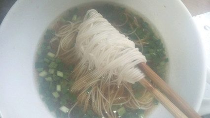 清淡挂面汤的做法