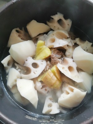 莲藕汤的做法大全