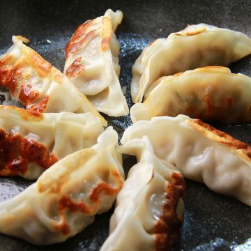 饺子锅贴
