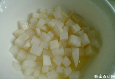 白萝卜泡蜂蜜