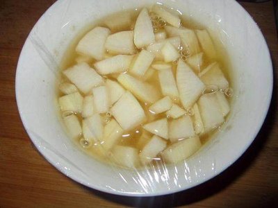 白萝卜泡蜂蜜