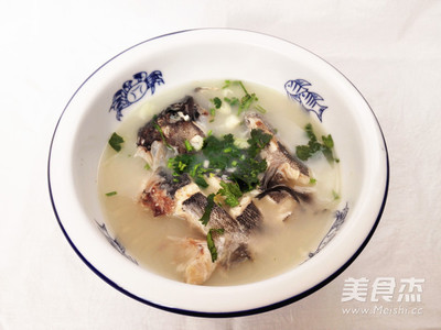 黑鱼炖汤怎么做