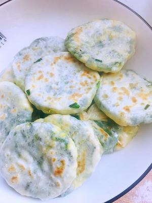 饺子皮做韭菜盒子