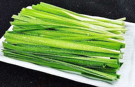 萝卜能和韭菜一起吃吗
