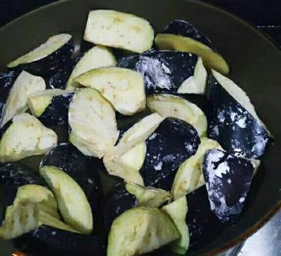 茄子怎么炒好吃又简单的做法