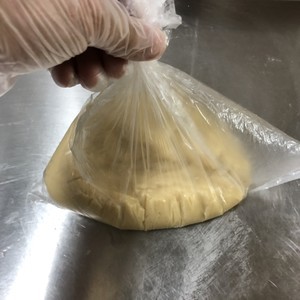 做月饼用什么面粉最好