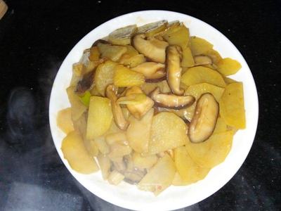土豆香菇能一起吃吗