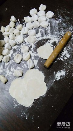 茴香包饺子怎么做