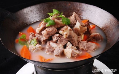 砂锅羊肉炖萝卜的做法