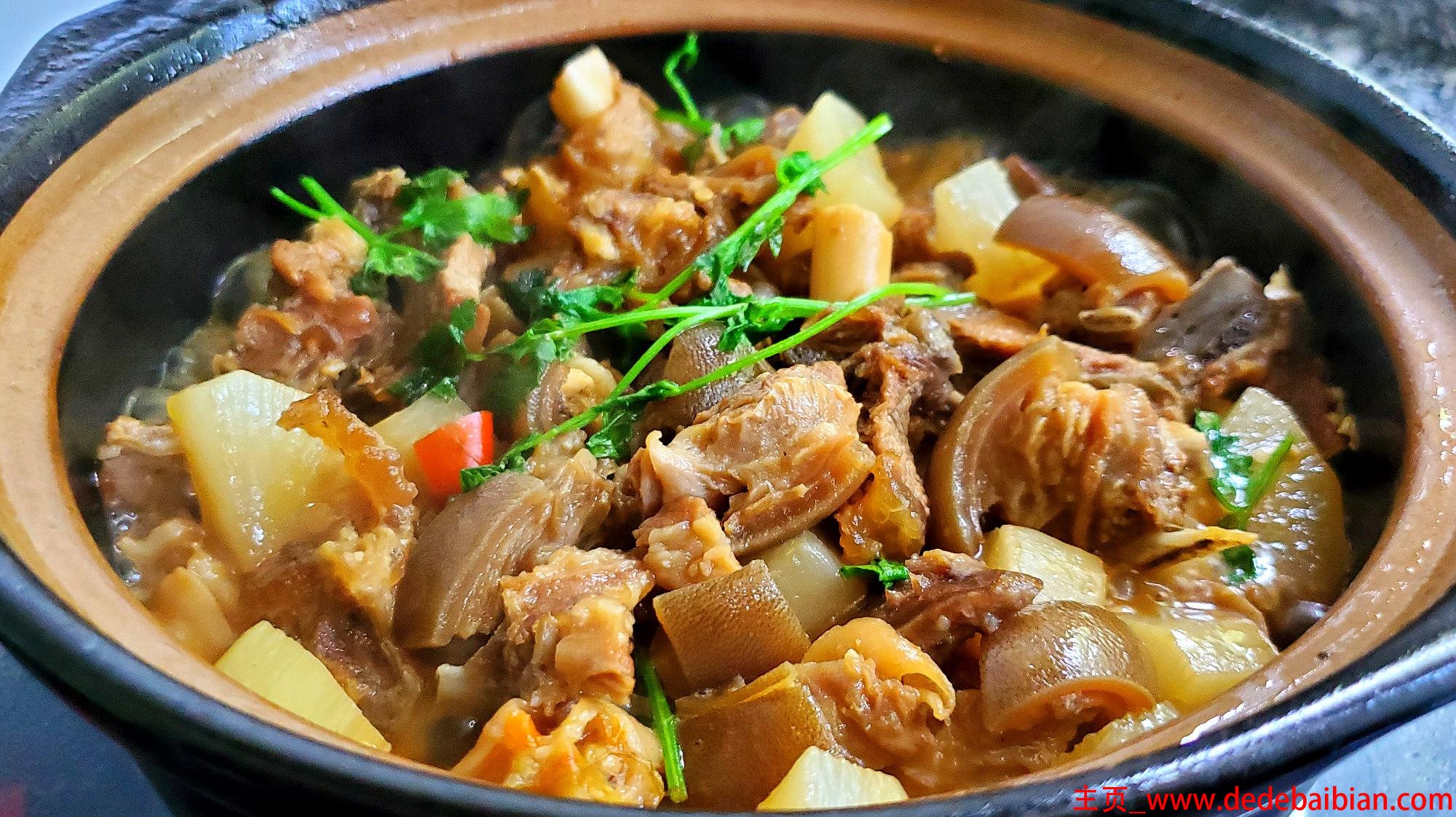 砂锅羊肉炖萝卜的做法