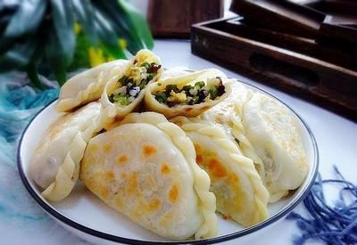 豇豆鸡蛋饺子