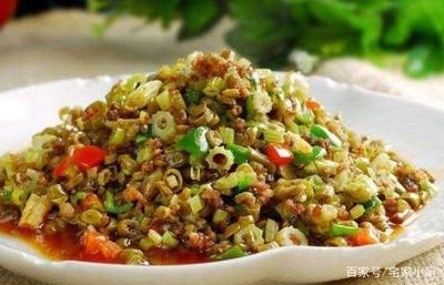 芹菜牛肉末